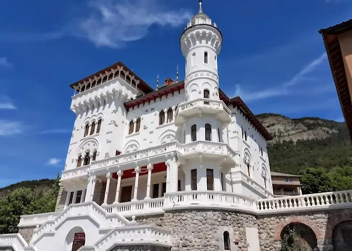 Duplex Cosy Dans Avec Et Chateau Apartment Jausiers