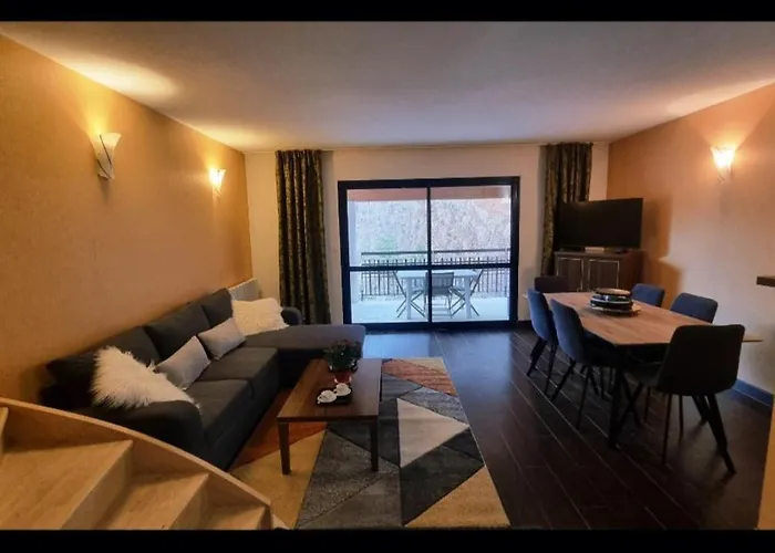 Duplex Cosy Dans Avec Et Chateau Apartment Jausiers